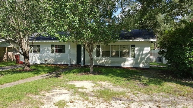 712 Simmons St, Picayune, MS 39466 - photo 1
