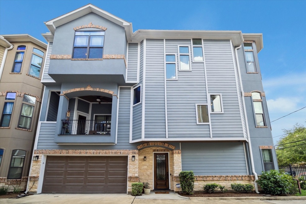 1219 W 25th St was designed by Archeterra Homes, a