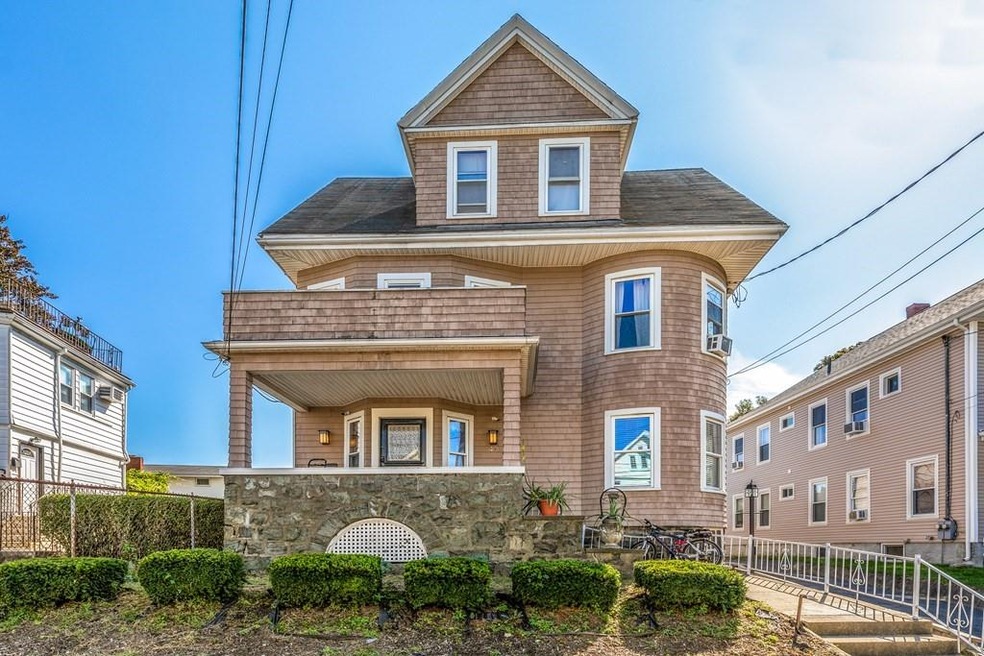 41 Clarendon St unit 1, Malden, MA 02148 - photo 1