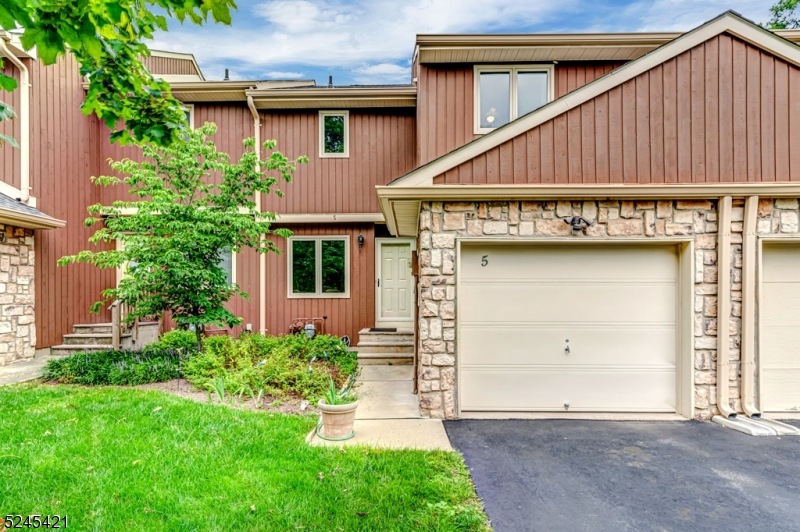 5 Bond St, Bridgewater, NJ 08807 - photo 1