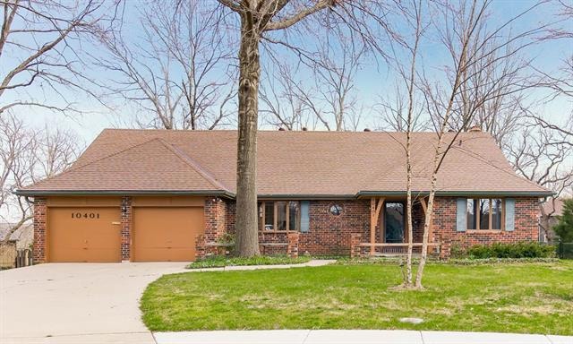 10401 W 52nd St, Shawnee, KS 66203 - photo 1