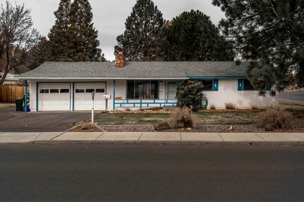 2199 NE Shepard-27