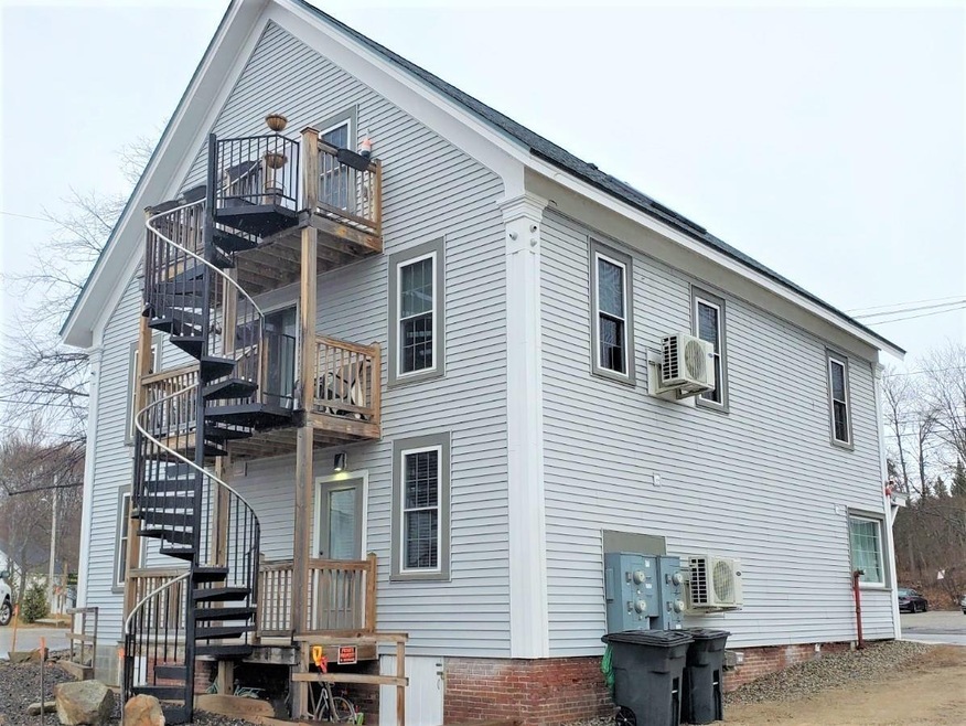 94 Center St, Wolfeboro, NH 03894 - photo 1