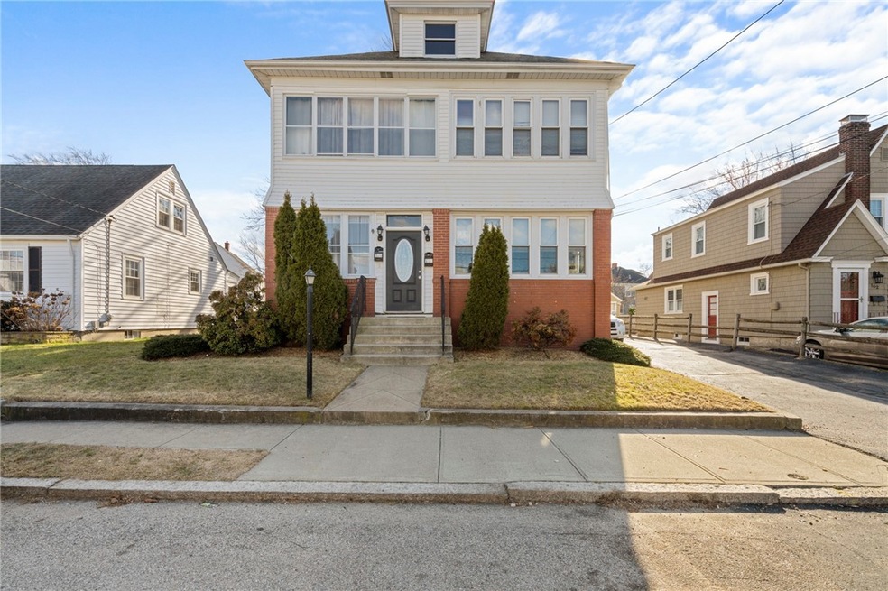 160 Ferncrest Ave, Cranston, RI 02905 - photo 1