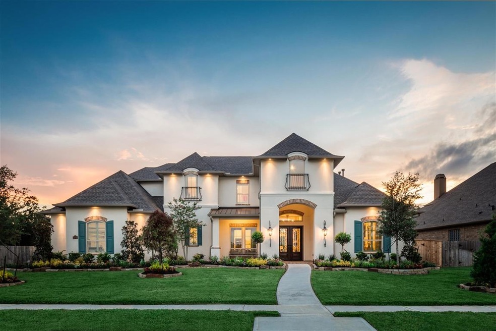 Luxury new construction high end finishes. Ready i