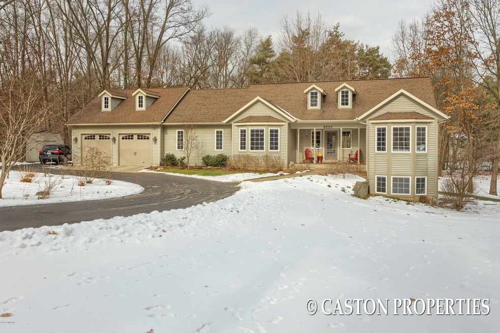 01 Front of Home
