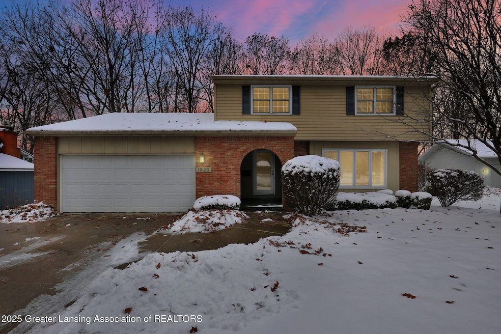 1920 Briarwood Dr, Lansing, MI 48917 - photo 1