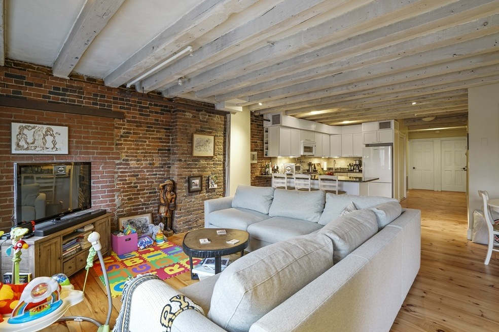 236 Commercial St unit 3, Boston, MA 02109 - photo 1