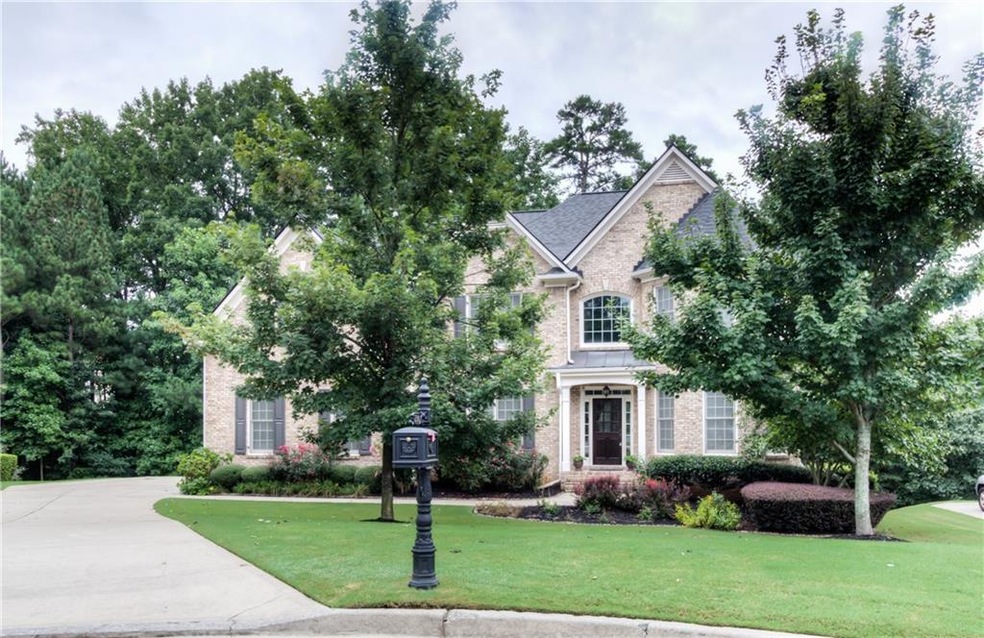 Serene Private Oasis, Lushly Landscaped, Feels Lik