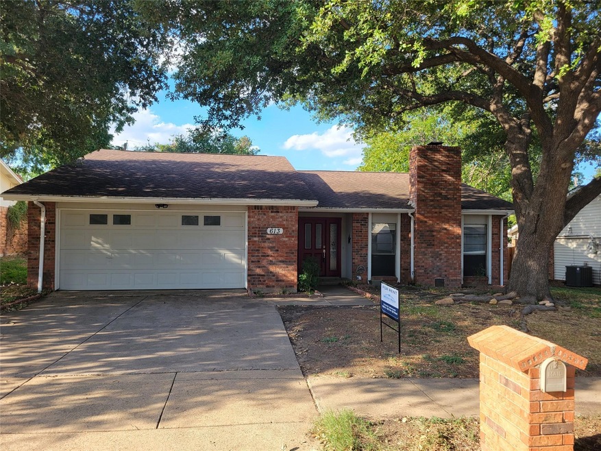 613 Spring Forest Dr, Bedford, TX 76021 - photo 1