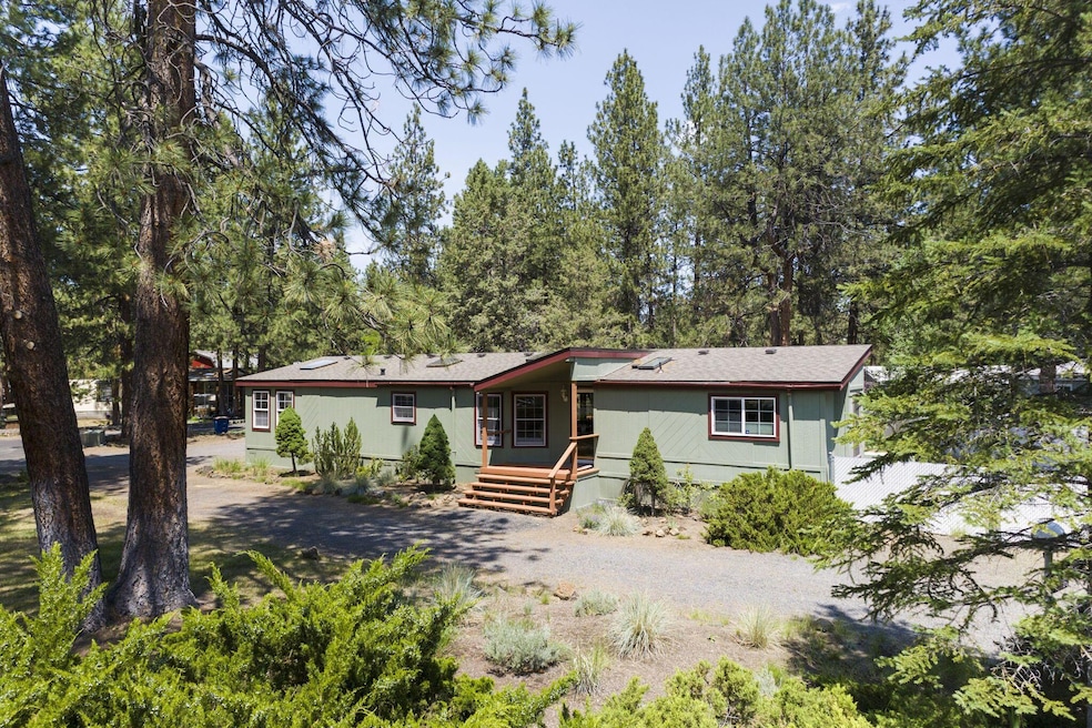 1-web-or-mls-19726 Carm Ln, Bend, OR-1
