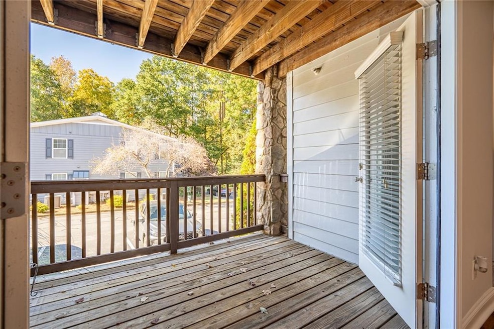 402 Madison Ln SE, Smyrna, GA 30080 - photo 1