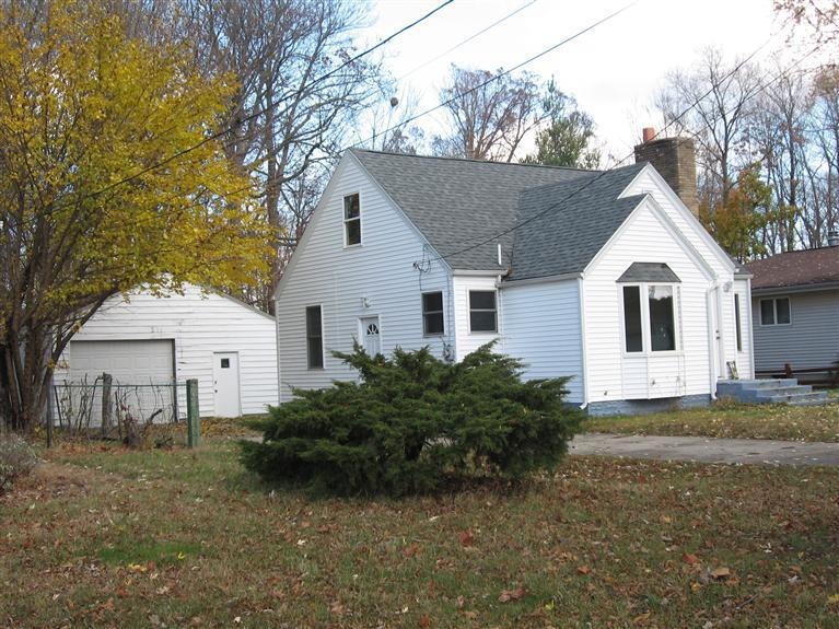 4227 Willard Ave, Sawyer, MI 49125 - photo 1