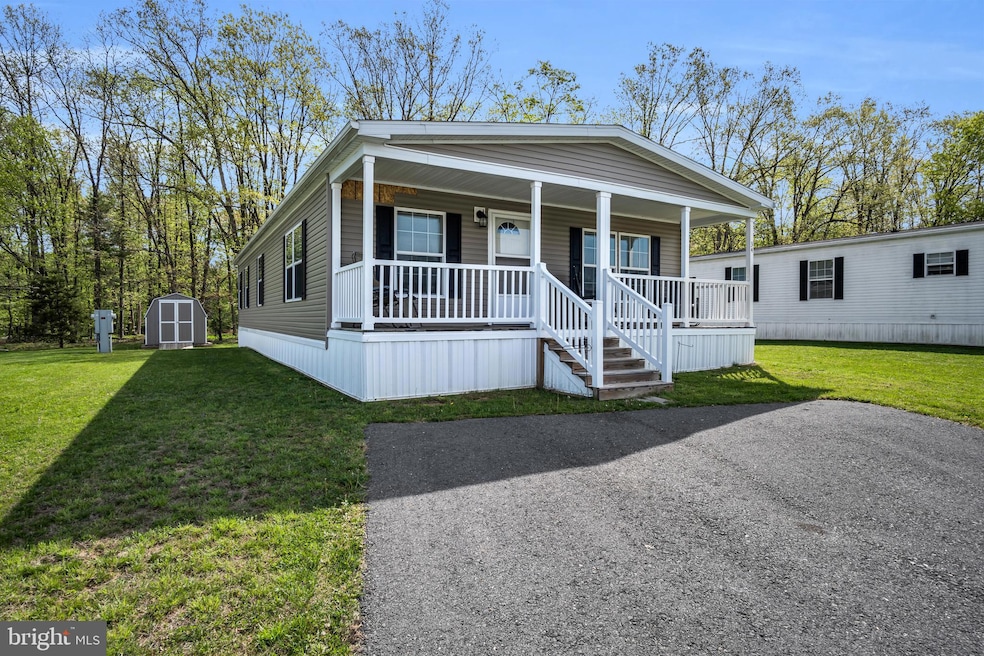 34 Meadowview Dr, New Bloomfield, PA 17068 - photo 1