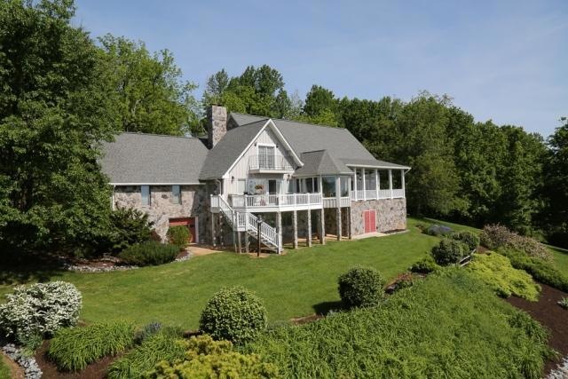 227 Foxfield Dr, Staunton, VA 24401 - photo 1