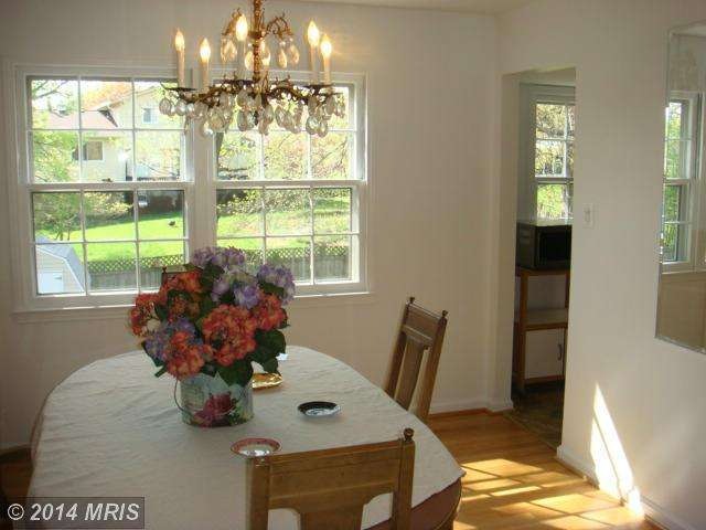 12905 Morningside Ln, Silver Spring, MD 20904 - photo 1