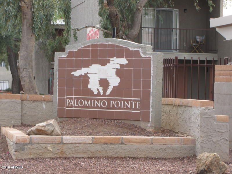 PALOMINO POINT GATE PHOTO