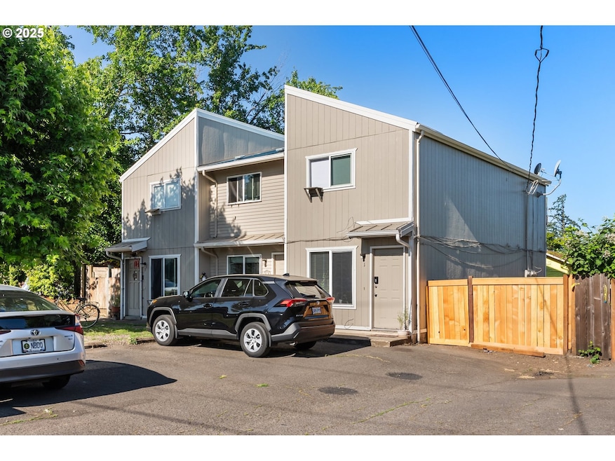 1720 17th St, Springfield, OR 97477 - photo 1