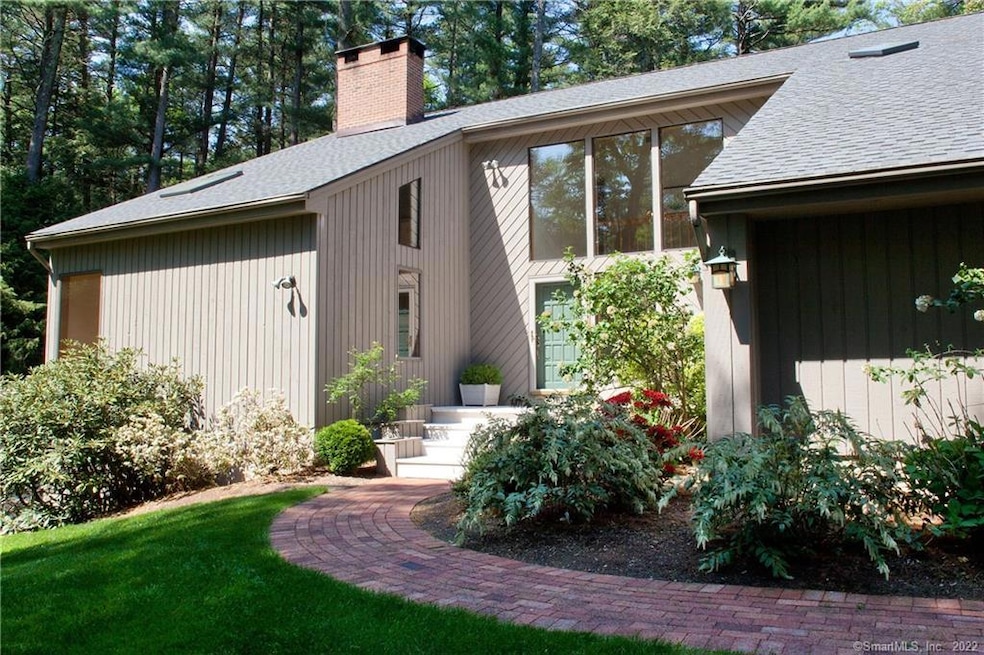 6 Elcy Way, Simsbury, CT 06070 - photo 1