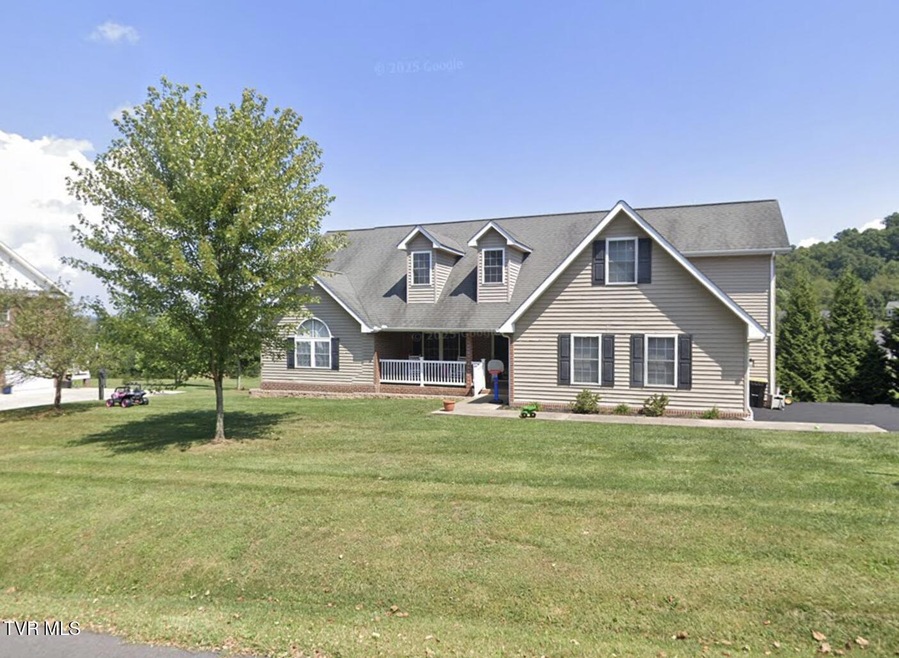 Sold $490,000