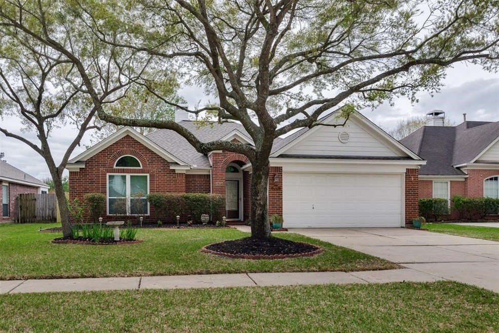 16307 Shining Rock Ln, Houston, TX 77095 - photo 1