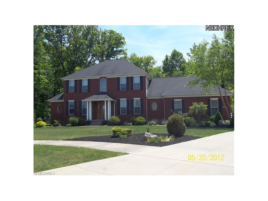 9681 Amberwood Ct, Broadview Heights, OH 44147 - photo 1