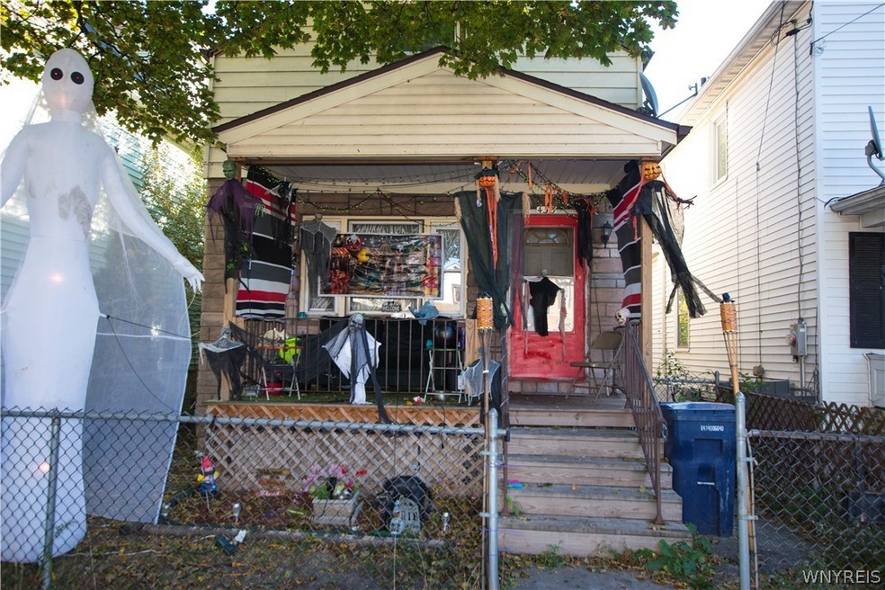 435 20th St, Niagara Falls, NY 14303 - photo 1