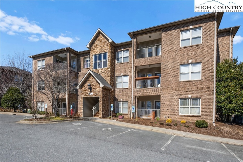 186 Cecil Miller Rd unit 203, Boone, NC 28607 - photo 1