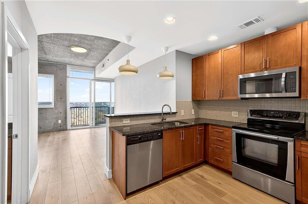 Viewpoint On The Midtown Mile unit 1715, Atlanta, GA 30308 - photo 1