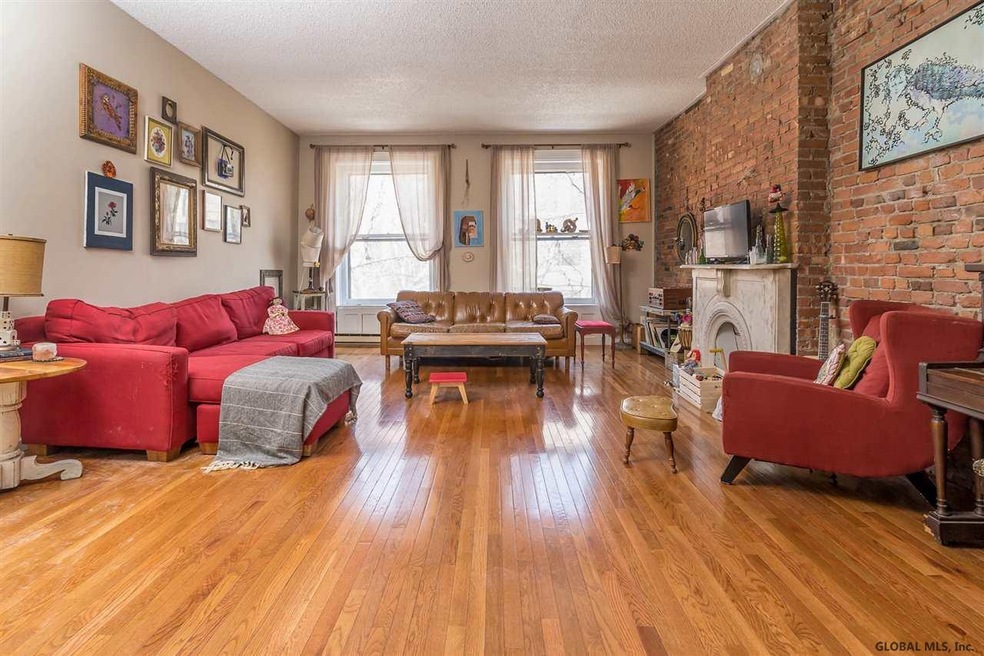 154 Lancaster St unit 2, Albany, NY 12210 - photo 1