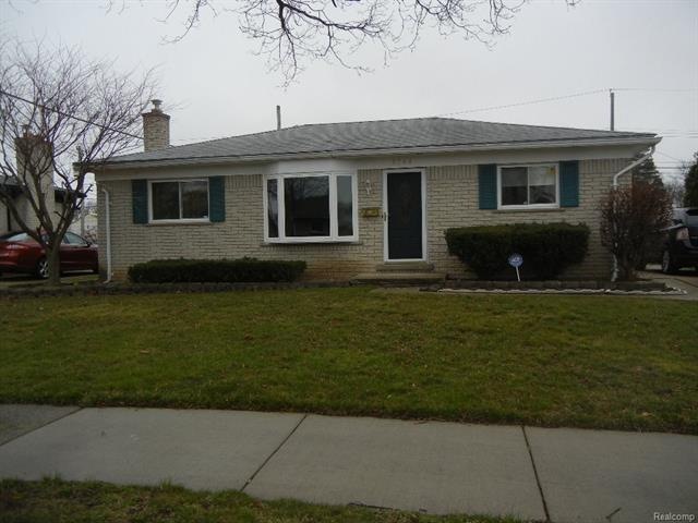 Front  view- New bay Window and all brick sided