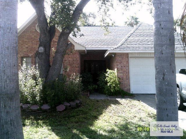 813 Marilyn Jane Dr, Alamo, TX 78516 - photo 1