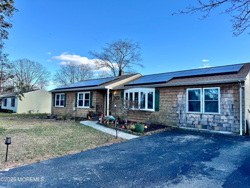 For Sale $469,000 • Co-Listing Agent