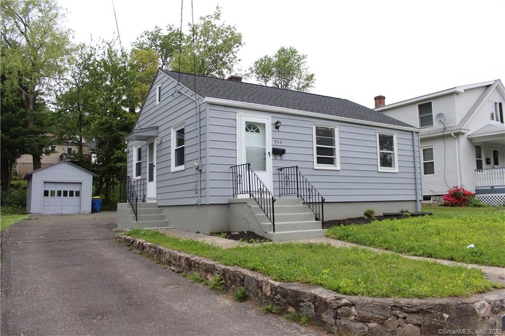 311 Edgewood Ave, Waterbury, CT 06706 - photo 1