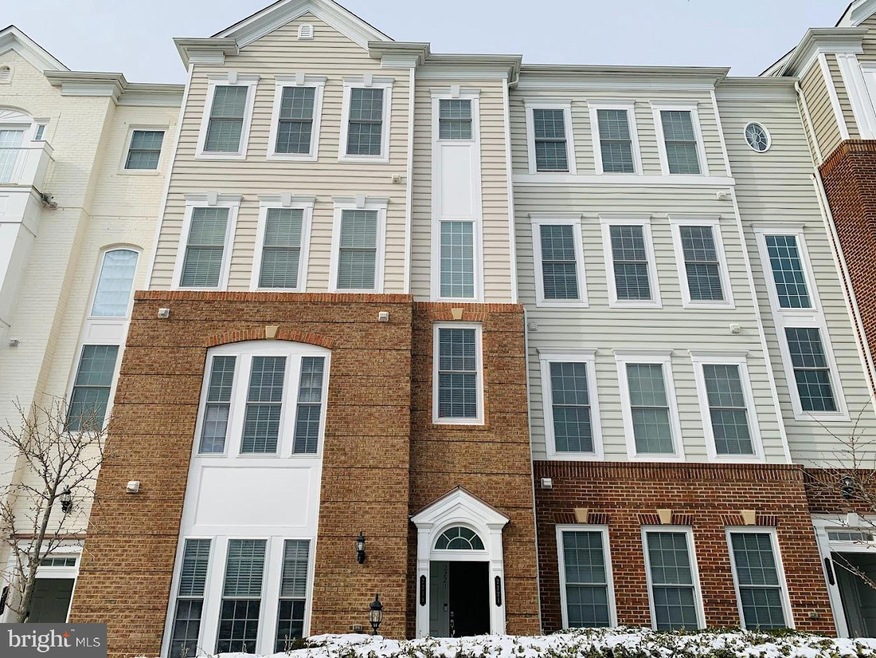 2219 Oberlin Dr unit 331A, Woodbridge, VA 22191 - photo 1
