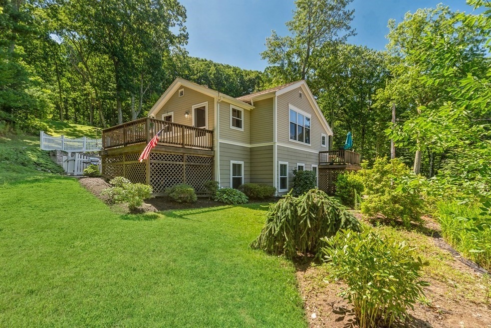 15 Shore Dr, Spencer, MA 01562 - photo 1