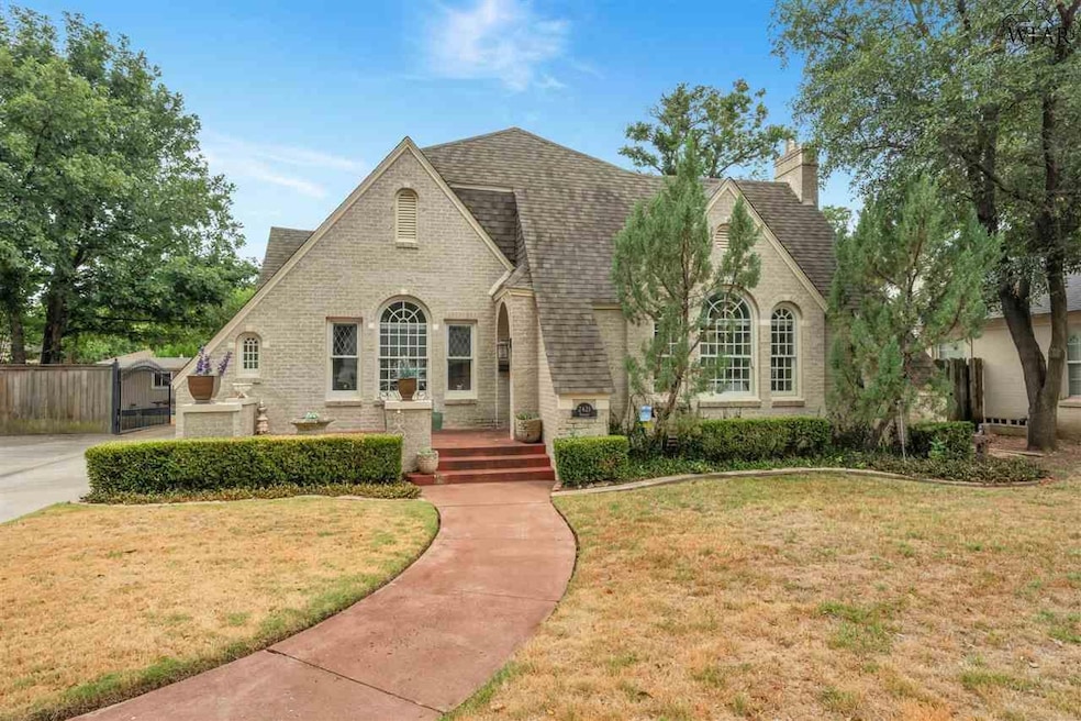 Sold • Co-Listing Agent