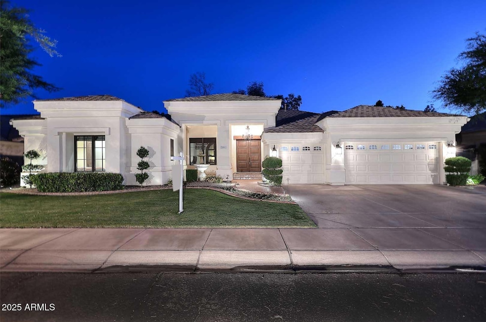 2041 W. Hemlock Way