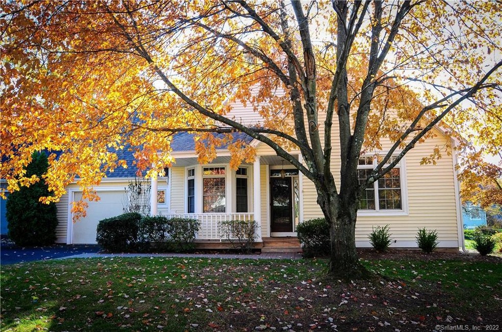 527 Hawthorne Ln, Windsor, CT 06095 - photo 1