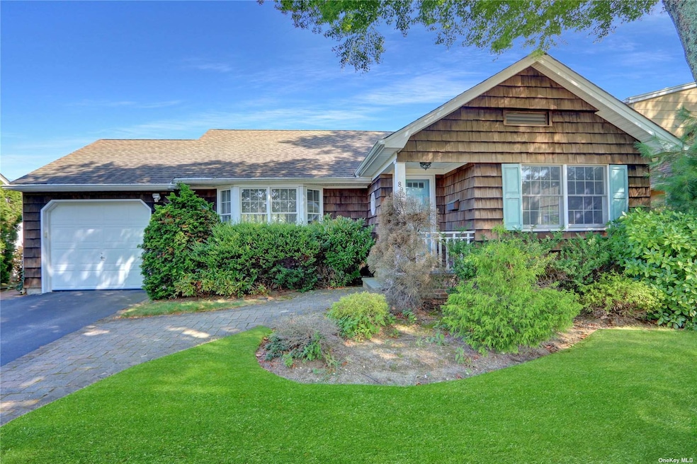 Sold $690,000 • Co-Listing Agent