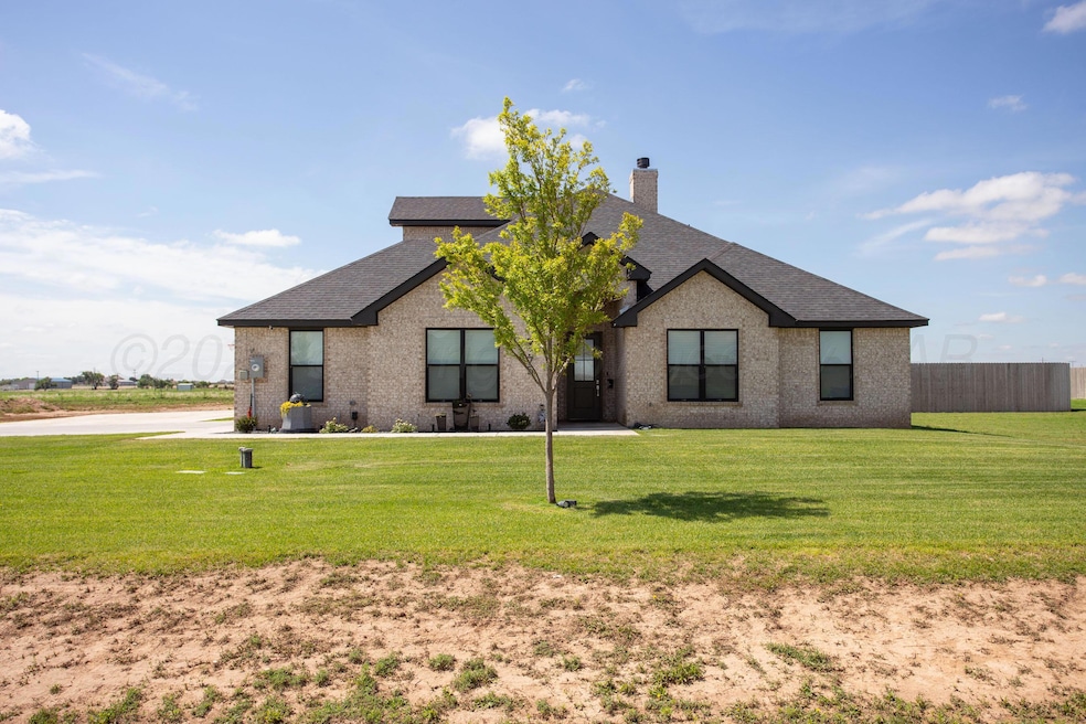 Under Contract $499,900