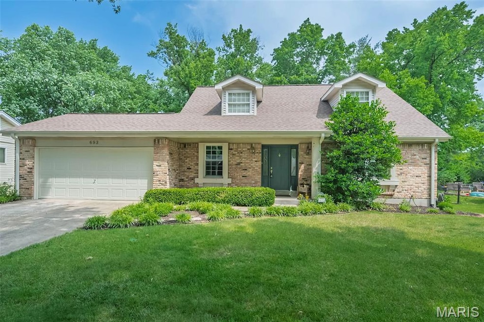 Pending $410,000 • Co-Listing Agent