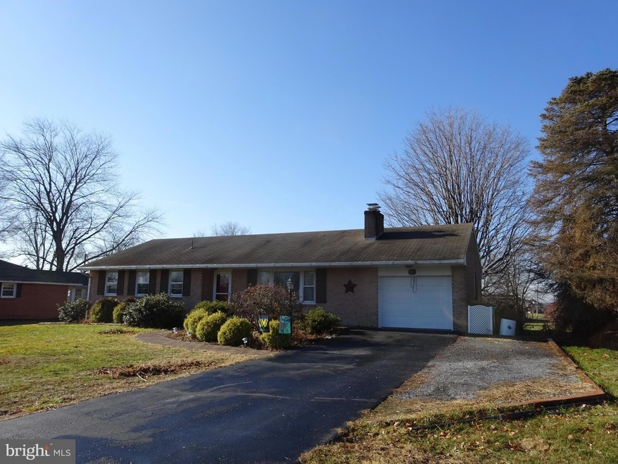 780 Joy Dr, Greencastle, PA 17225 - photo 1