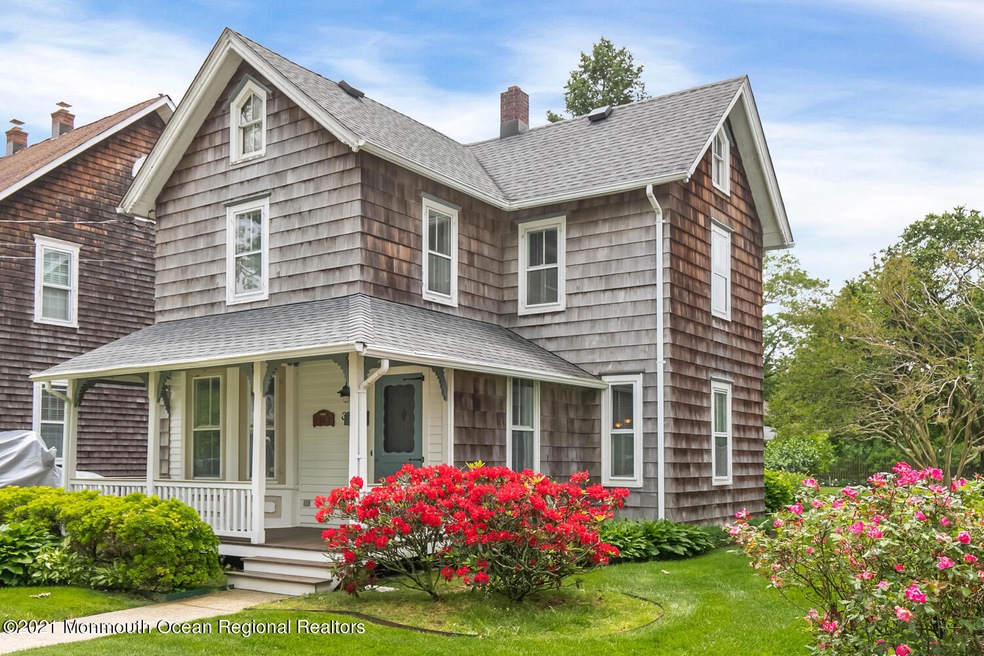 31 Curtis Ave Manasquan NJ-large-001-023
