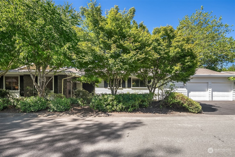 8350 SE 34th St, Mercer Island, WA 98040 - photo 1