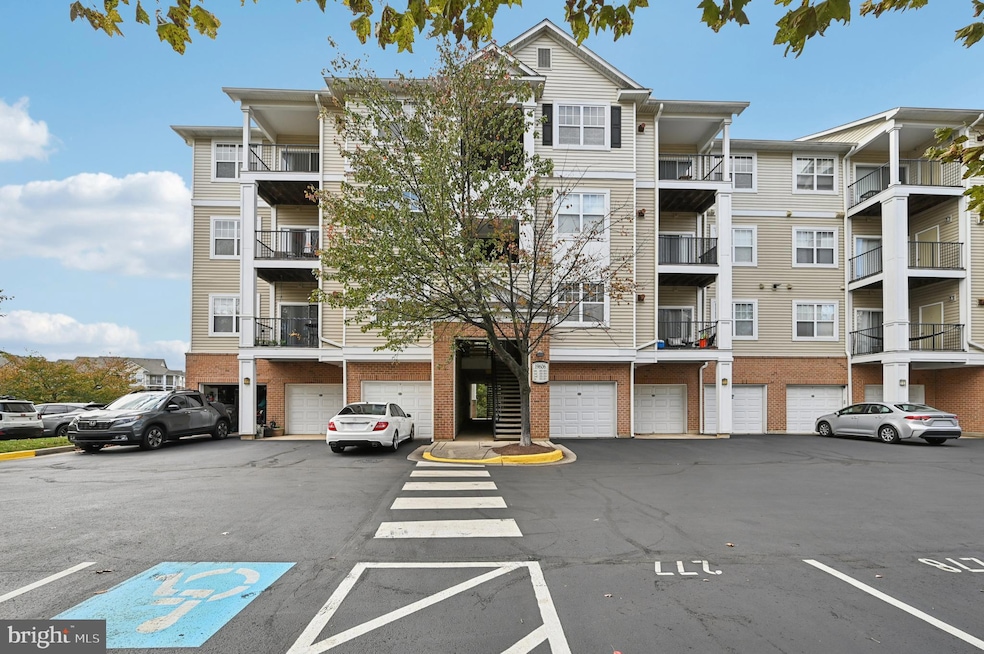 Pending $285,000 • Co-Listing Agent