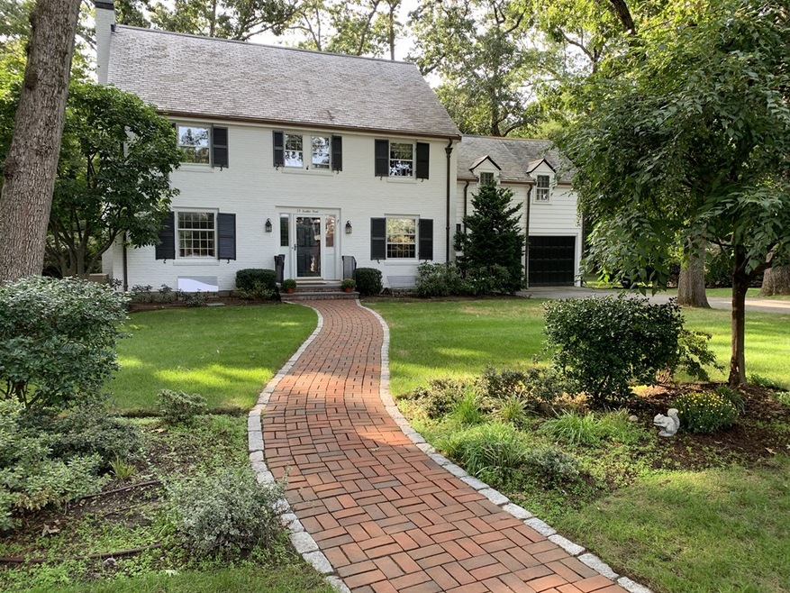 28 Boulder Rd, Wellesley Hills, MA 02481 - photo 1