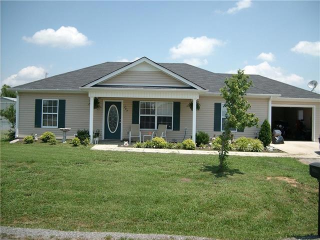 204 Cottonwood Dr, Shelbyville, TN 37160 - photo 1