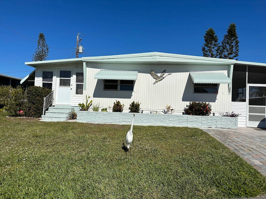 206 3rd St E, Nokomis, FL 34275 - photo 1