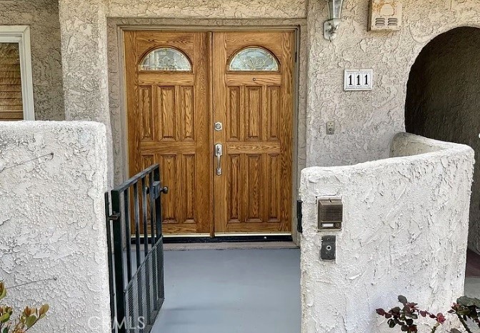 5401 Zelzah Ave, Encino, CA 91316 - photo 1